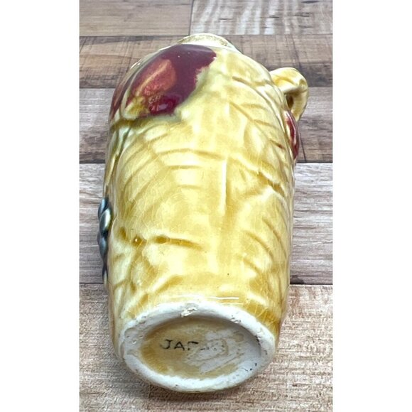 Vintage Hand-Painted Ceramic Oil And Vingar keeper With Handle & Lid Yellow/Red - Picture 4 of 4